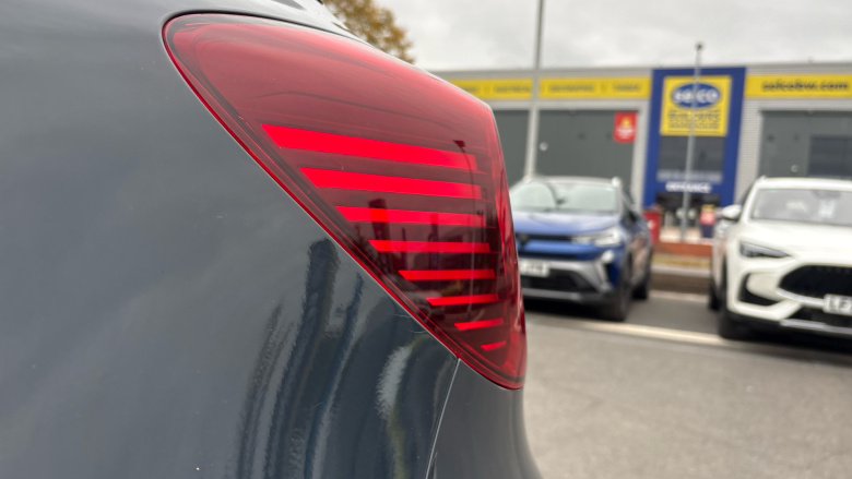 Renault Captur 1.0 TCE 90 SE Edition 5dr Petrol Hatchback